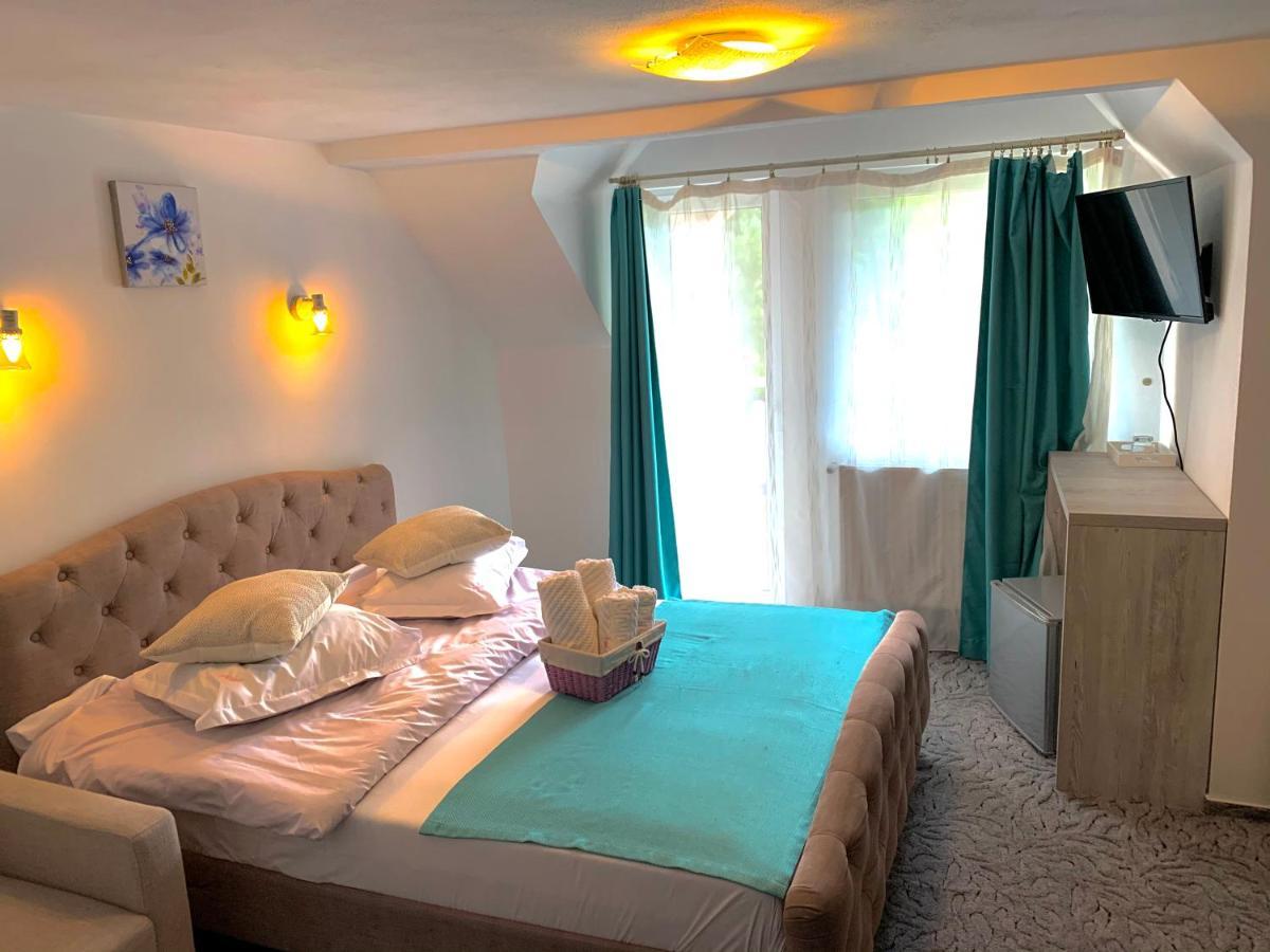 Anelisse Inn Moeciu De Sus Exterior foto